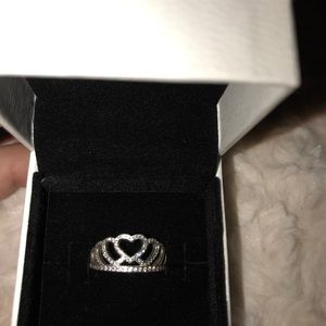 Hearts Tiara Ring